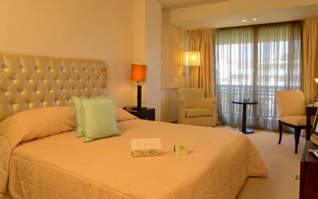 Plaza Resort Hotel