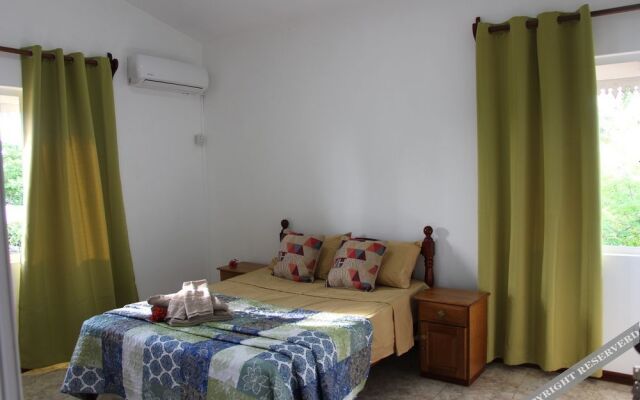 Hibiscus Villa - 5 Rooms