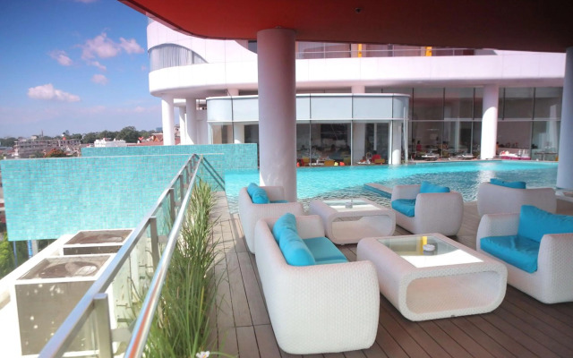 Sensa Hotel