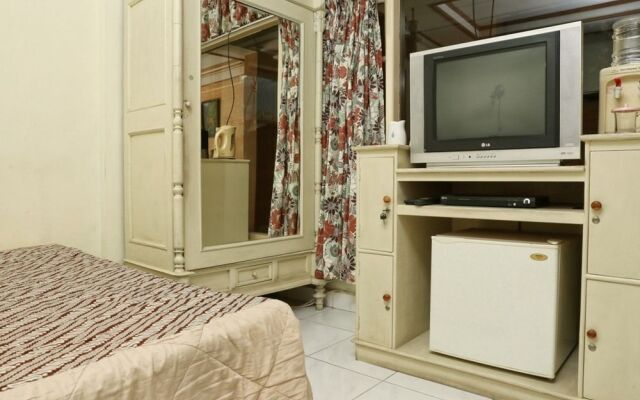 RedDoorz @ Teuku Umar