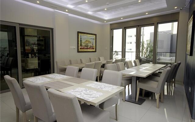 Butua Residence