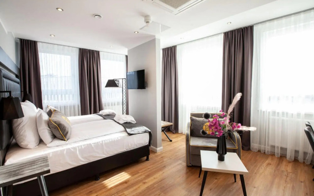 Elens Hotel