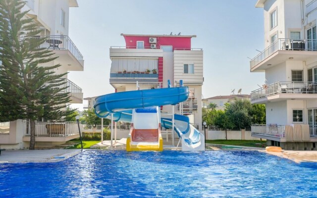 Comfy Flat with Shared Pool in Belek