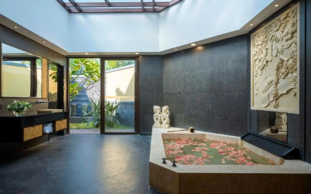 Riyuegu Hotsprings Resort