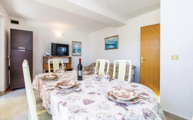 Nice Home in Supetarska Draga With Wifi and 3 Bedrooms