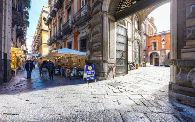Palazzo Maddaloni Sweet Home By Napoliapartments