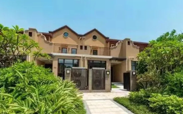 Be happy seaside holiday villa