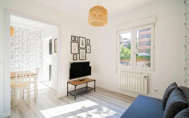 Acogedor Apartamento. Arturo Soria-Md Anderson 1E