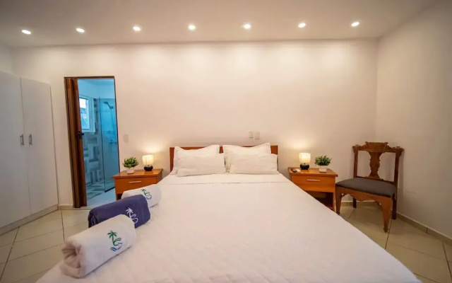 2BR Luxury Apartment in Heart Of Nightlife Area!
