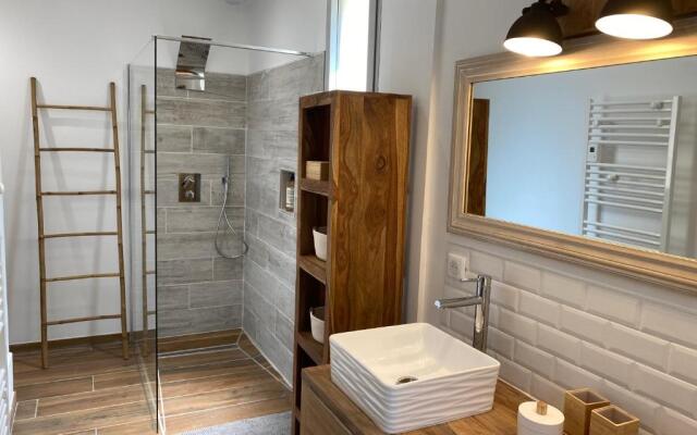 Villa de charme avec piscine à 500m des plages