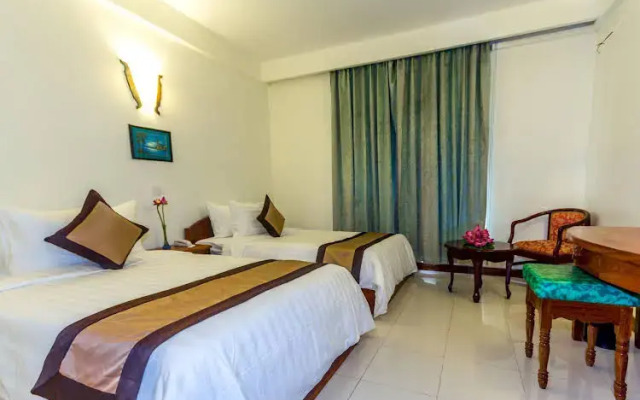 Grand Riverview Boutique Hotel
