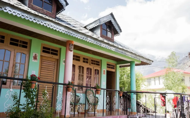 Oyo Home 13801 Cozy 3 Rk Hill View