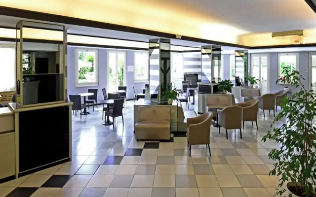 Hotel Sud Est