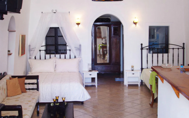 Veranda View - Adults Only