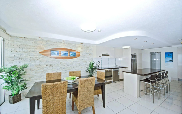 Burleigh Beach Tower