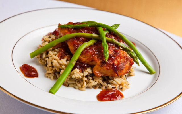 Sonesta Select Chattanooga Hamilton Place