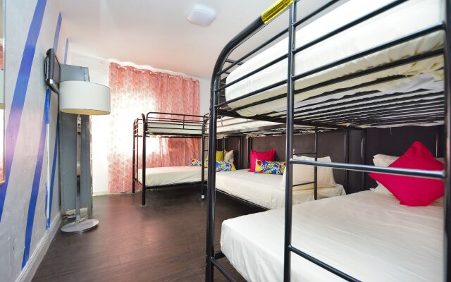 South Beach Rooms and Hostel