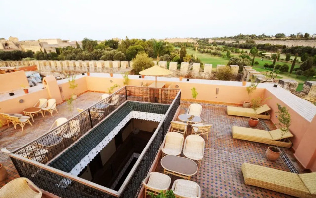 Riad Golf Stinia