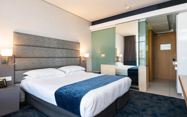 aha Gateway Hotel