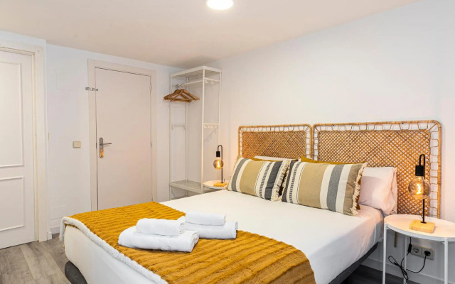 BNBHolder Calm Duplex RETIRO FREE PARKING