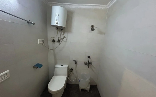 Hotel B K House