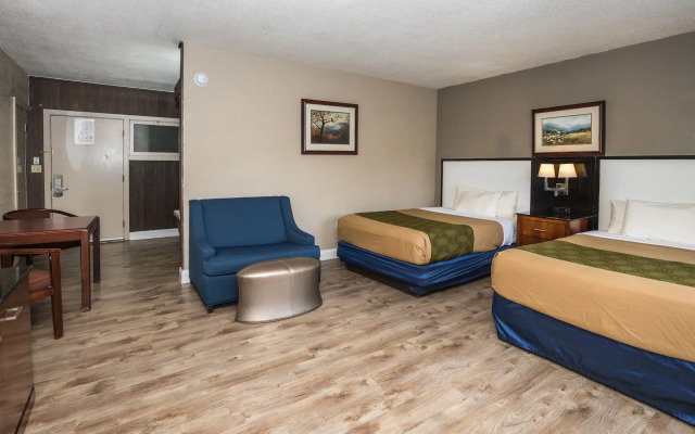 Chalet Inn