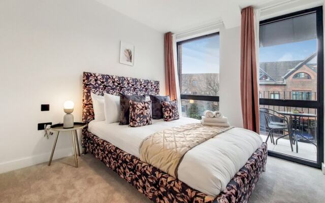 Deluxe Wembley Harrow Apartment
