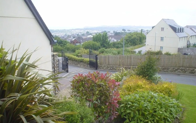 Kernow Homes - Travel accommodation