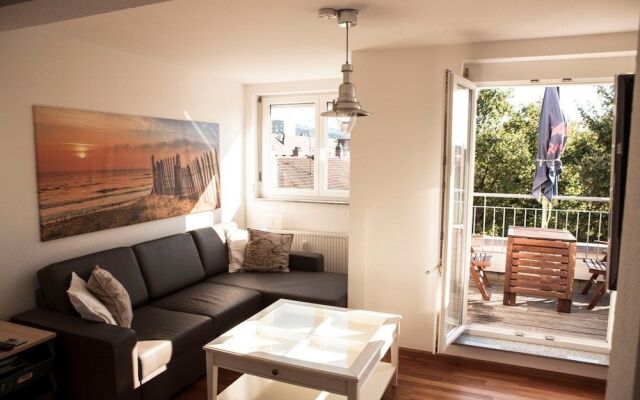 Deluxe City Apartment