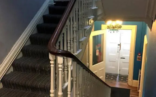 Paddy's Palace Belfast Hostel