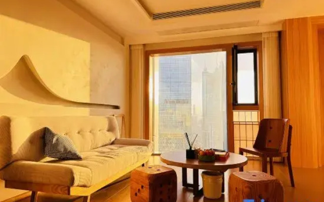 Tiantai No.1 Homestay (Guomao Subway Station Branch)