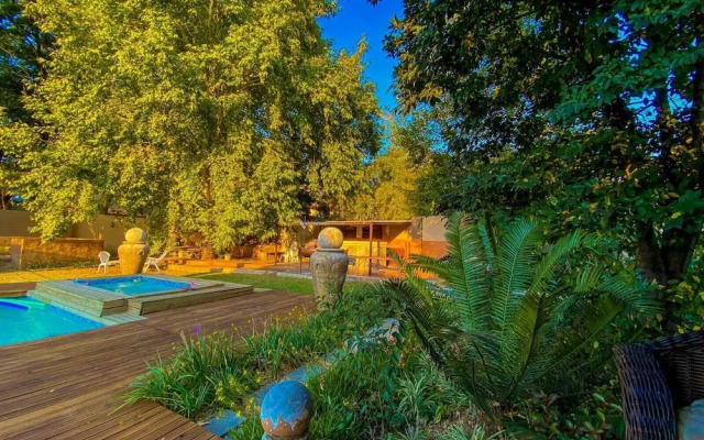 Afropolitan Guest Lodge