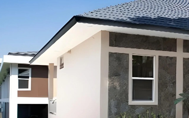 U Village Hotel And Villa