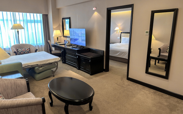 Celebrity International Grand Hotel – Guest Rooms – Beijing