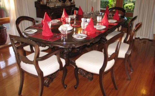 GEMss Bed & Breakfast