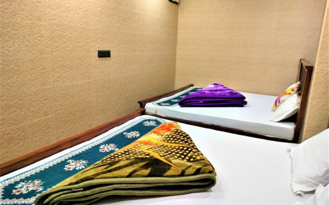 Shamim Residency Near Nizamuddin Dargah