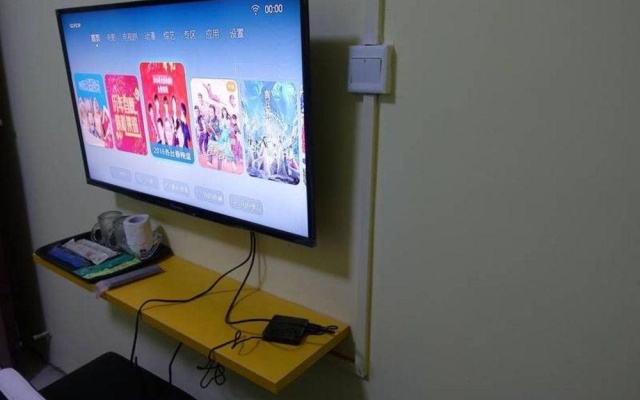 Wood Hostel – Guest Rooms – Guilin