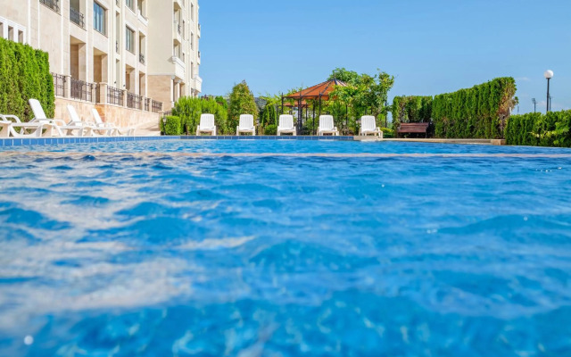 Gardenia Beach Palace Aparthotel
