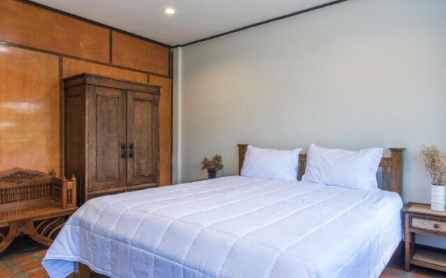 SS Store Bed & Breakfast