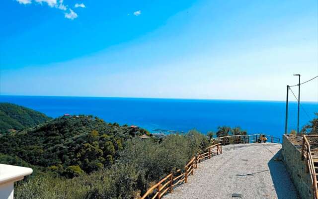 Country House “ Il Mandorlo”