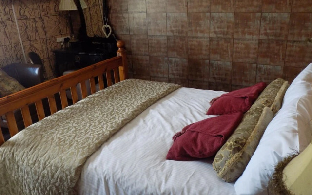 Driftwood Hotel