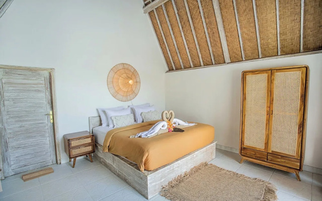 Sunset House Ceningan