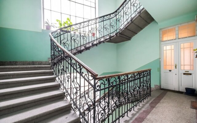 Magas 5 Apartment