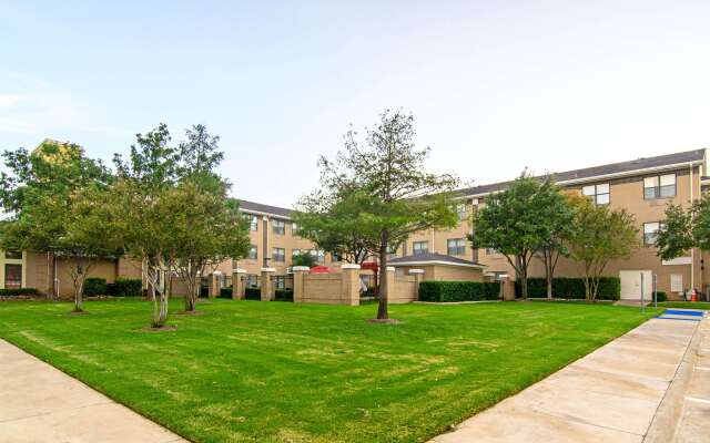 Comfort Suites NW Dallas Near Love Field