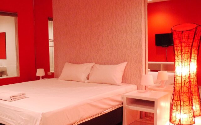 Bed Berry Huahin Resort