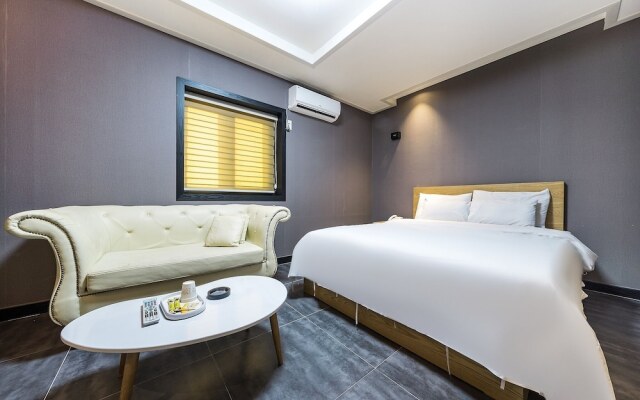 Suwon Hotel Flex