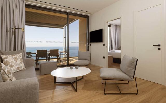 Kyma Deluxe 2 Bedroom Suite
