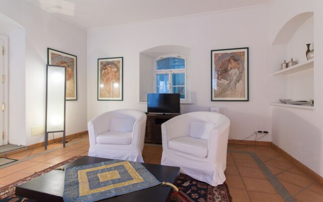 Grand Luxury Apartment Attic Hroznova