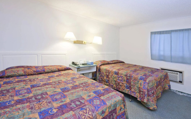 Springs Motor Inn