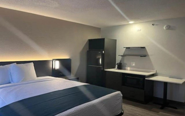 Studio 6 Suites Norcross, GA